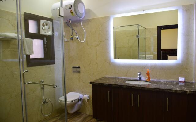 When In Gurgaon - Service Apartments, Next to Artemis Hospital