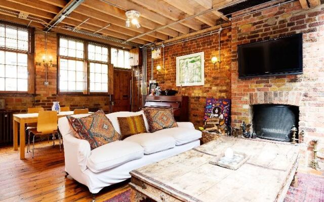 Veeve - Quirky Teesdale Mews