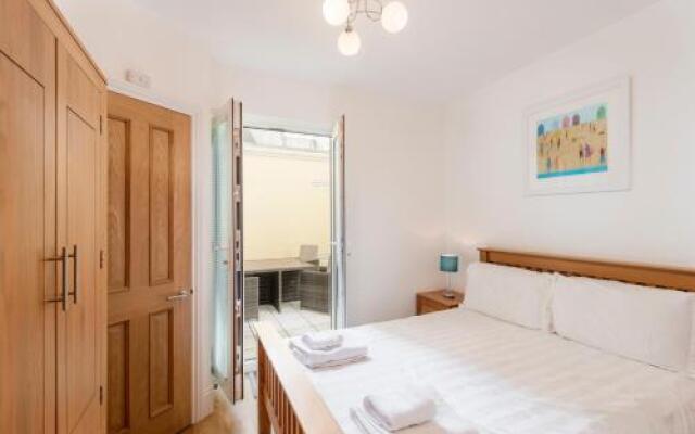 4 At The Beach, Torcross