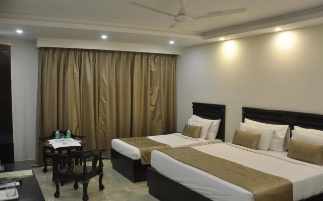 Usha Kiran Palace Hotel & Towers