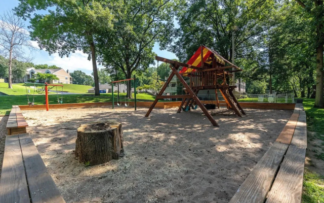 The Cozy Retreat Stay for 10!