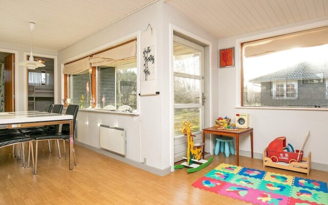 Pleasant Holiday Home in Rødby With Roofed Terrace