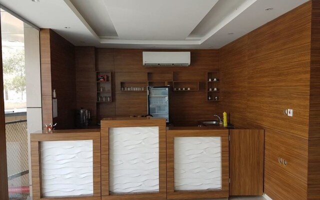 Meera Suites 4