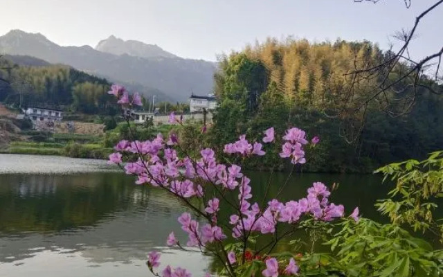 Xiagu Renjia Hostel
