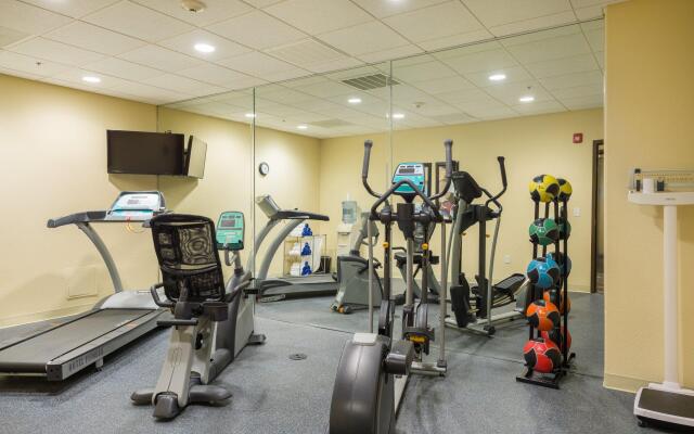 Holiday Inn Express & Suites Chowchilla - Yosemite Park Area by IHG