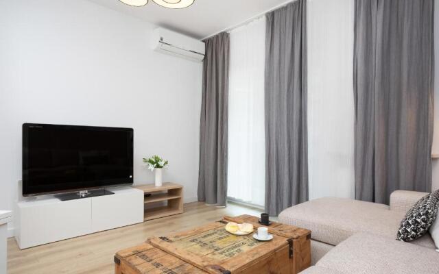 Apartment Warsaw Żoliborz by Renters