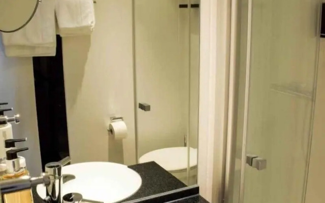 Hotel Arts