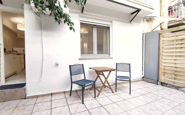 Avli apartment