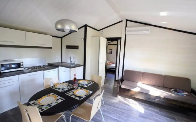 Attractive Chalet on a Hill in Monclar-de-quercy