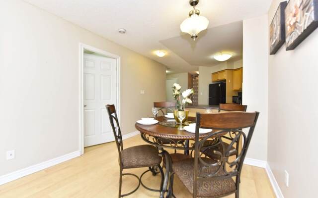 Sarkar Suites - 3888 Duke of York Blvd