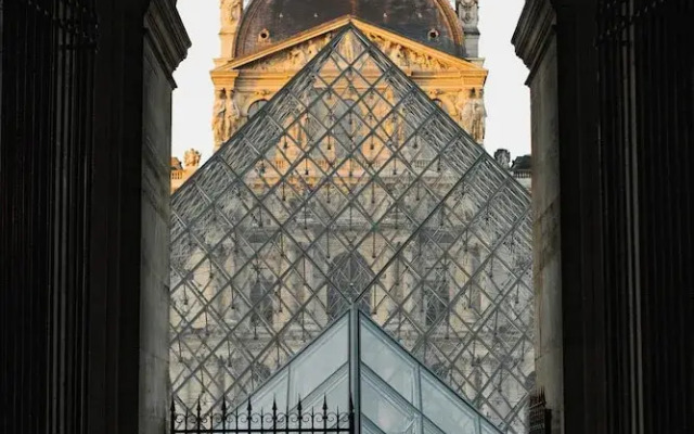 Authentic Apartment - 2br/4p - Monnaie