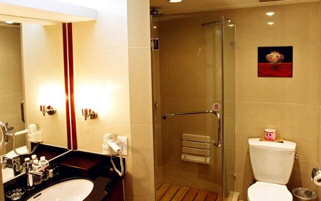 Glamor Hotel