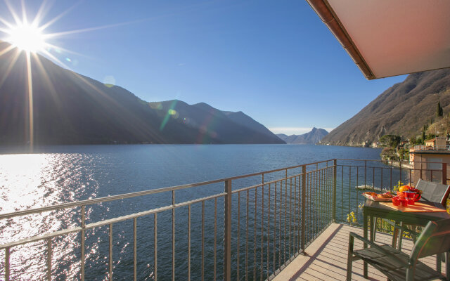 Blue View Lugano Lake – Waterfront Cocoon