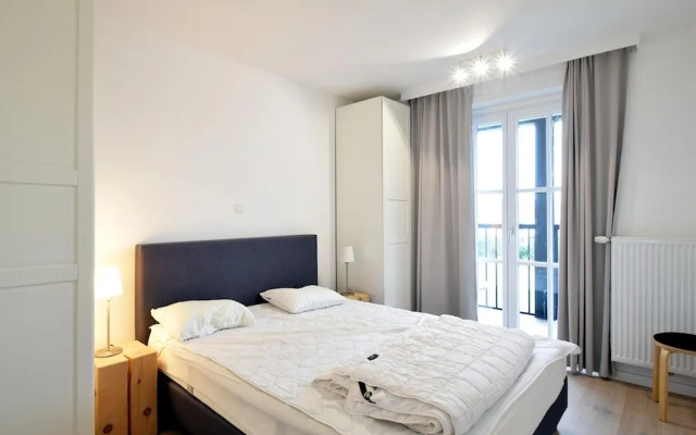 Barfleur Apartment With sun Terrace