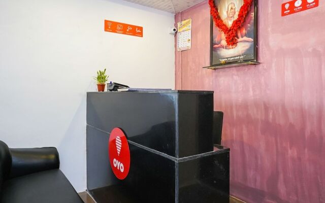 OYO 18653 Hotel Swami Samarth