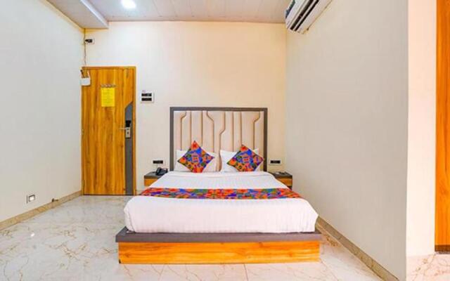 Capital O 62560 Hotel Zaid International