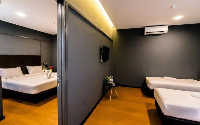 Jenjarom Boutique Hotel