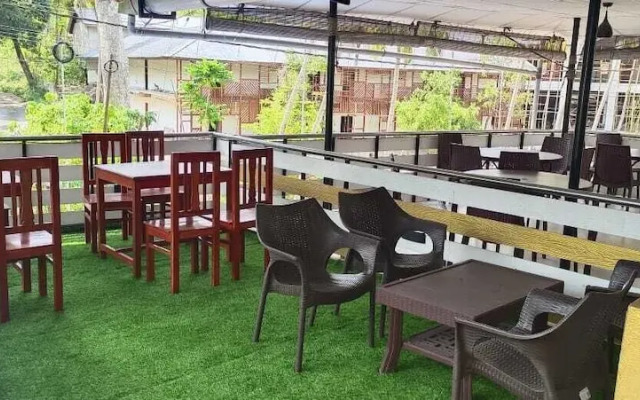 White Pearl Home Stay