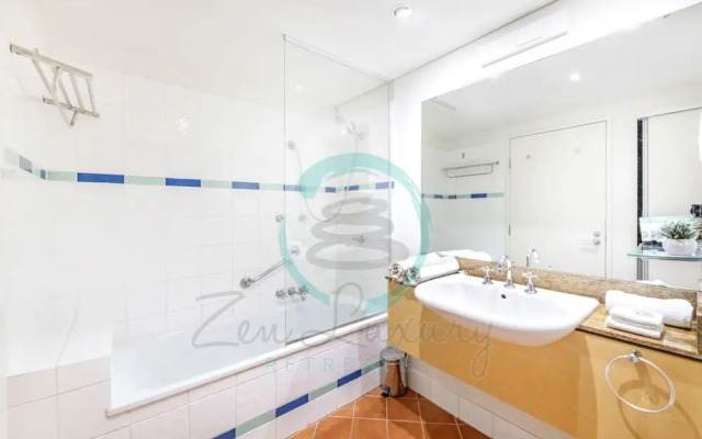 Coastal Splendor Seaview Pool Balcony Dining