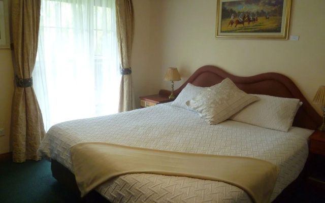 Oasis Inn Ulladulla - Guest 18 Years and Older