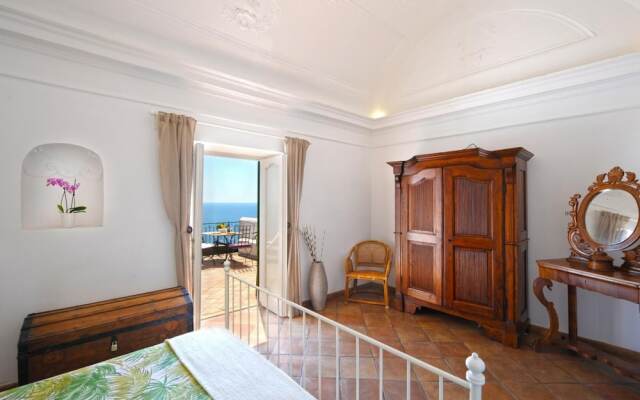 Casale Fralisa - Marvelous Terrace and hot tub With sea View