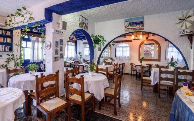 Hotel Porto Perissa
