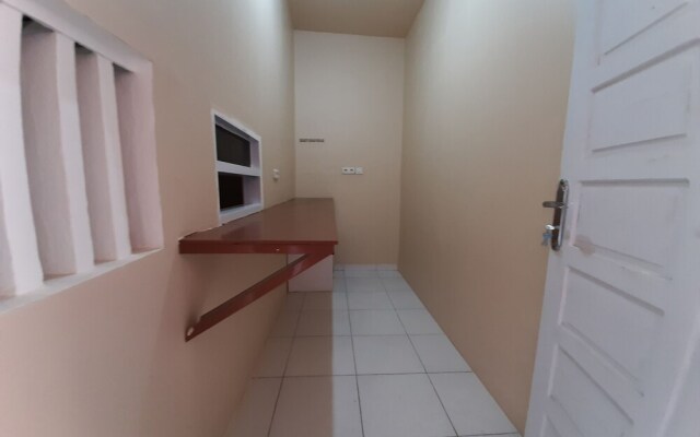 Ananda Kost by OYO Rooms