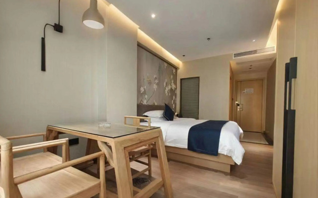 Kunshan Hotel (Shenzhen Henggang subway station )