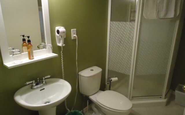 La Louisianne Bed And Breakfast