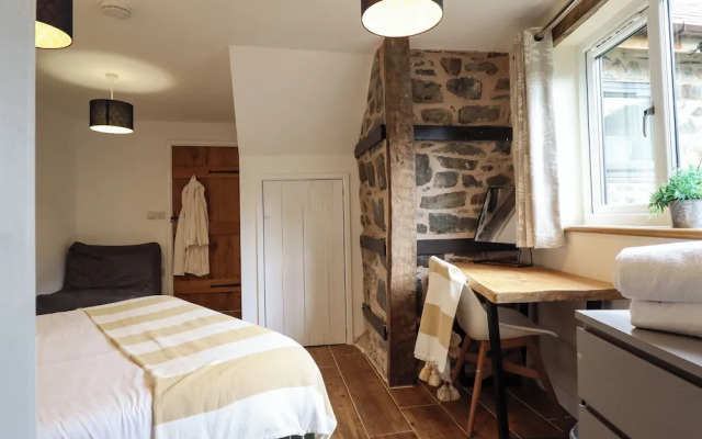 Y Granar (the Granary