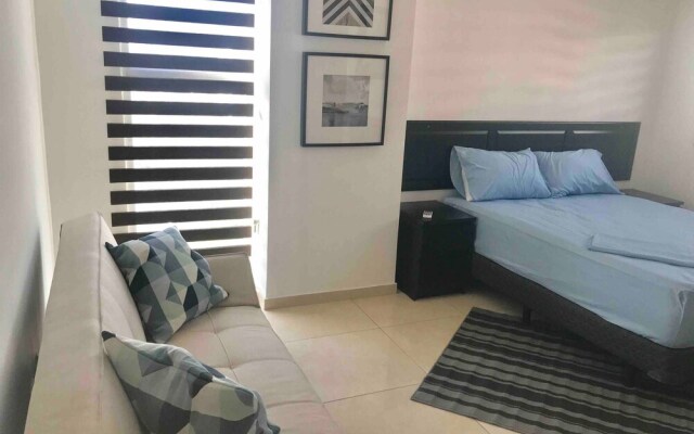 Eclectic 3 levels and 5 bedrooms penthouse