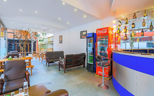 OYO 352 Hotel Konark Inn