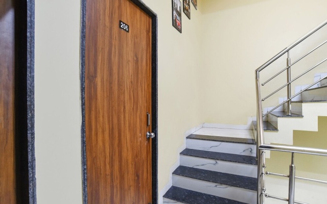 Fabhotel Mannat