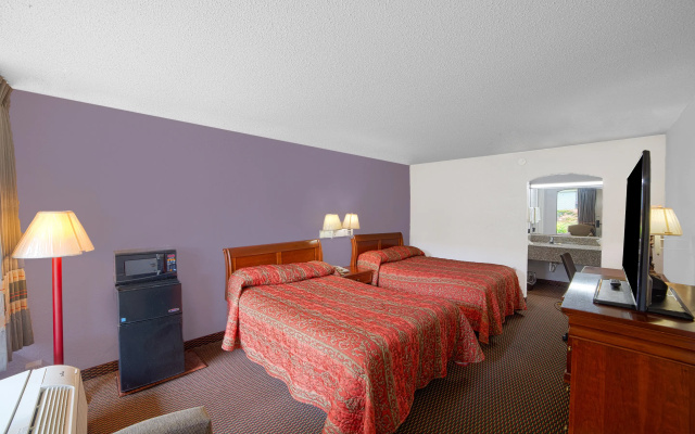 Masters Inn Selma/Smithfield I-95 By OYO