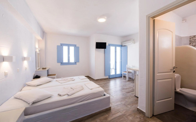 Stratos Studios & Apartments