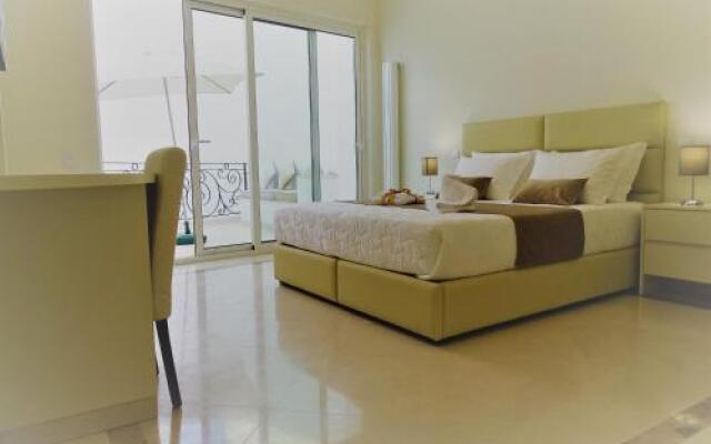 Bowen Luxury Suites