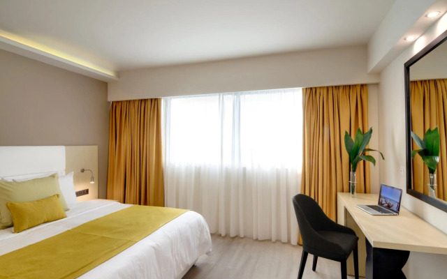 Athens Avenue Hotel