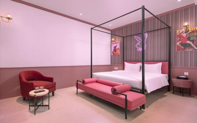 Jacayl Hotel