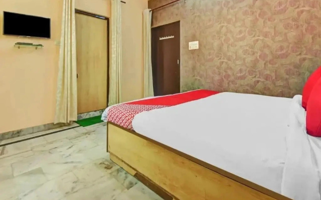 Ashish Palace by OYO Rooms