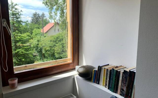 LakeLove Házikó Sopron- Erdő és tópart mellett