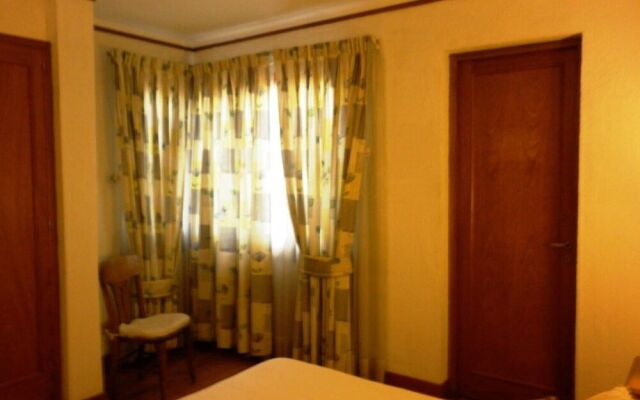 816 B&B