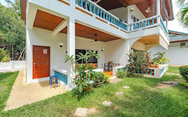 1BR Apt Poolside Near Yanui Beach V201