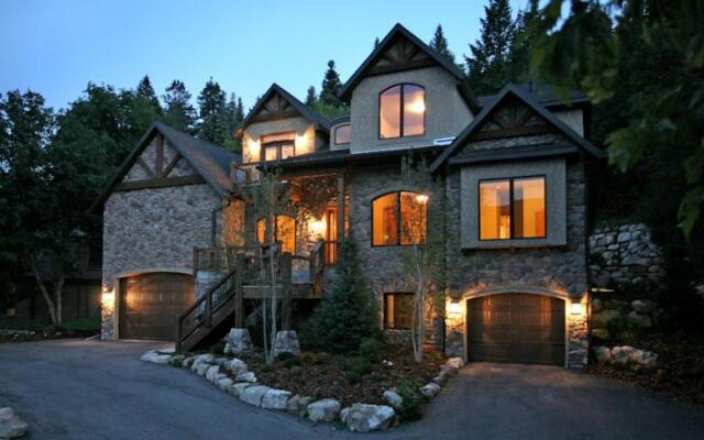 Boulder Ridge by Stewart Mountain Lodging