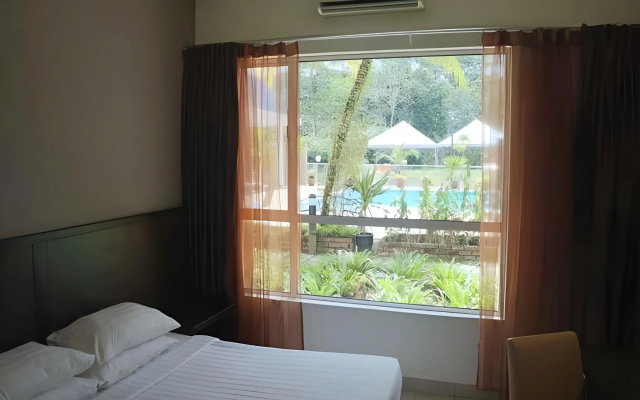 Cherengin Hills Convention & Spa Resort – Guest Rooms – Janda Baik