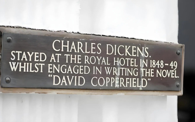 Royal Hotel