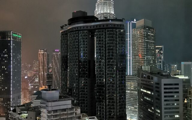 Vortex Suites KLCC by BlackNest