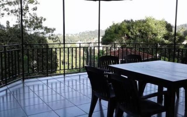 Spica Holiday Home