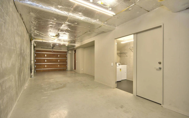 Alta Apartments