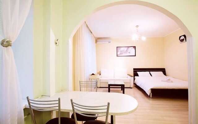 ApartLux on Smolenskaya
