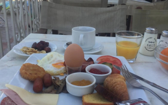 Ilios Hotel
